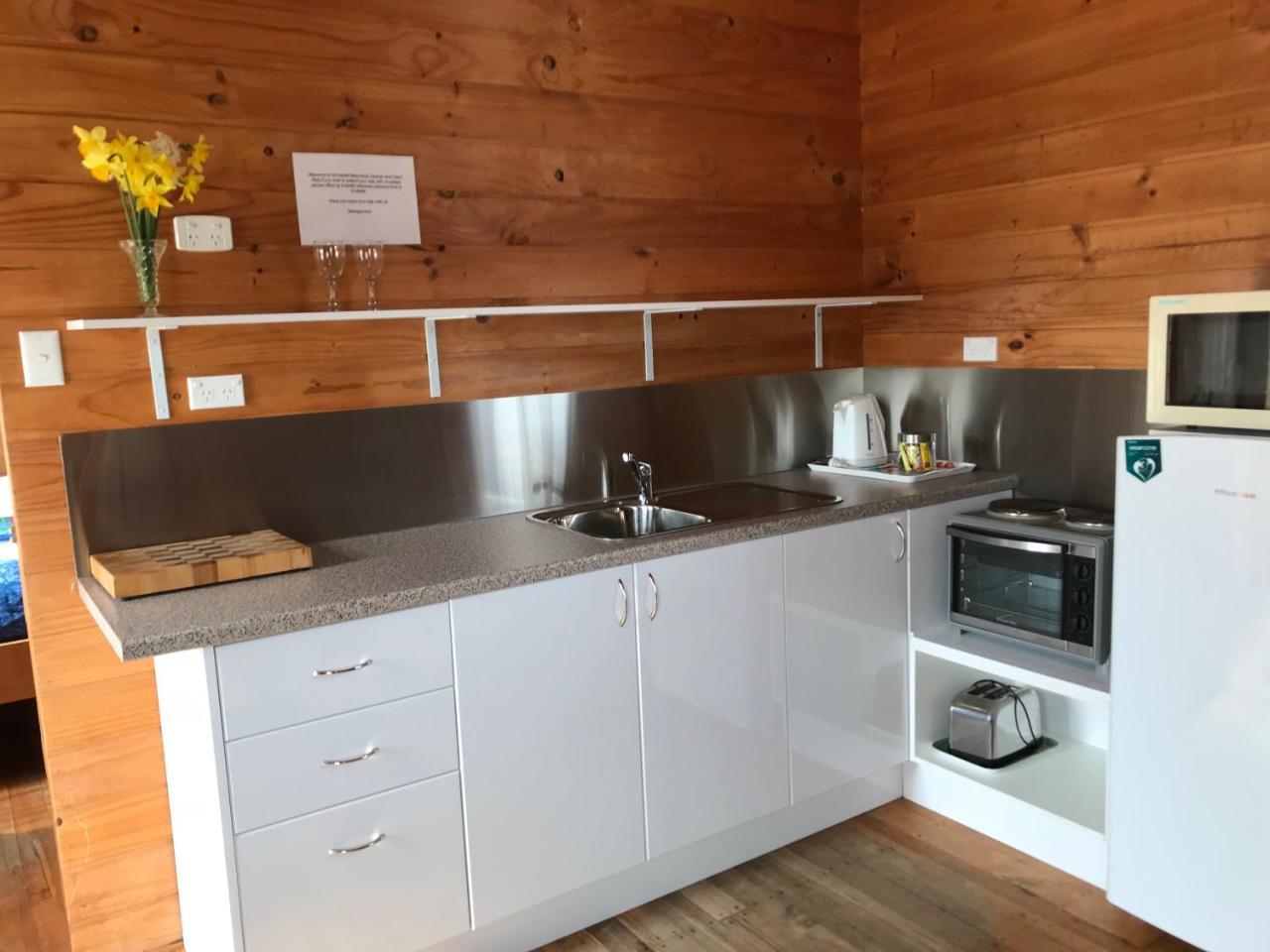 Somerset Beachside Cabin And Caravan Park Buitenkant foto